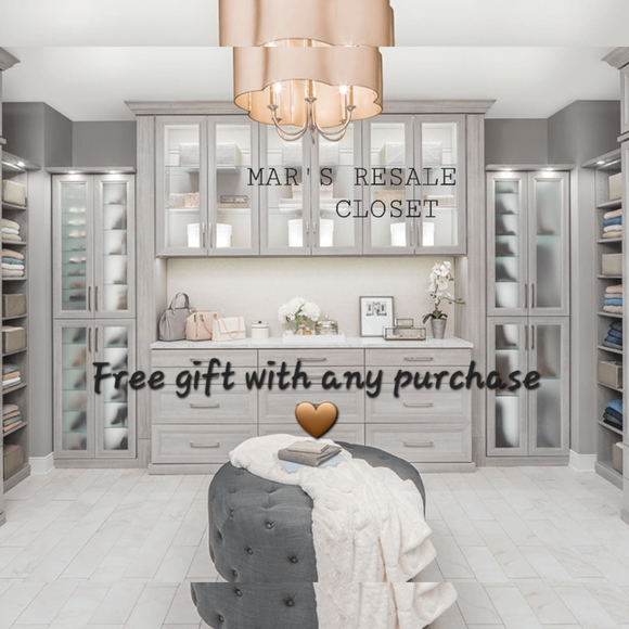 Meet your Posher, Marlene - Picture 1 of 5